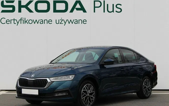 skoda octavia Skoda Octavia cena 69940 przebieg: 107119, rok produkcji 2020 z Opole